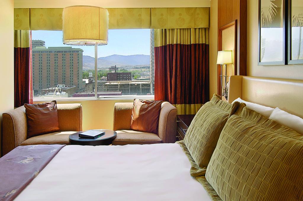 Harrah'S Reno Hotel & Casino Екстер'єр фото